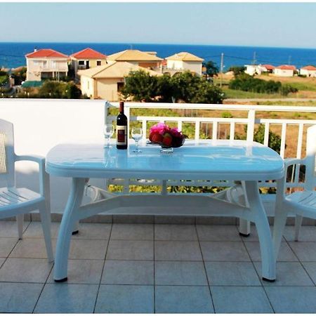 Retreat Apartments In Drosia - Apartment For 3 Makris Gialos  Buitenkant foto
